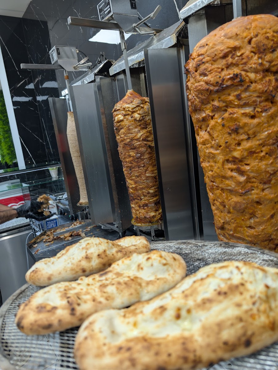 Milán Kebab Pizzería-3