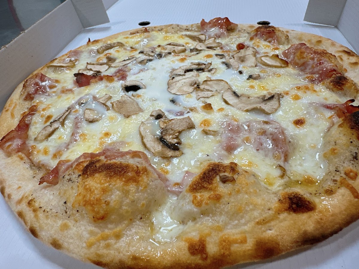 Milán Kebab Pizzería-8